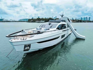 Boat rental: 94′ Azimut Miami Yacht Charter