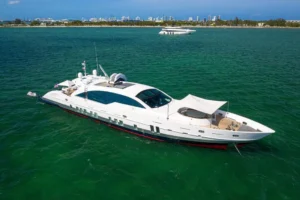 Boat rental: 120′ Tecnomar | Sea Luxury Reimagined