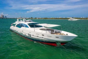 Boat rental: 120′ Tecnomar | Sea Luxury Reimagined