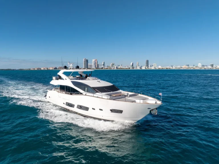 Boat rental: Sunseeker 96 – Luxury Yacht from Miami Beach Marina