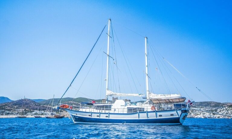Boat rental: Gulet Esma Sultan 2 4 Cabin Crewed Gulet Departing From Göcek