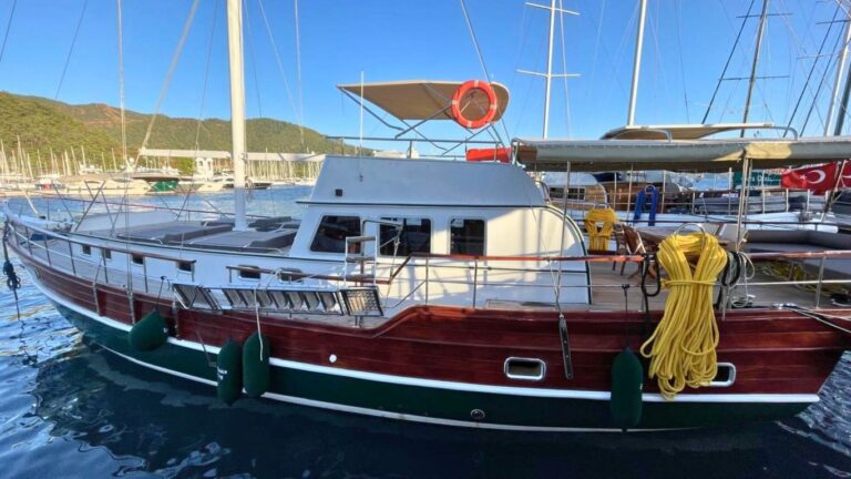 Boat rental: Gulet Ahmet Erturk 4 Cabin Crewed Gulet Cruising Marmaris, Göcek, Fethiye, Bodrum, Gökova