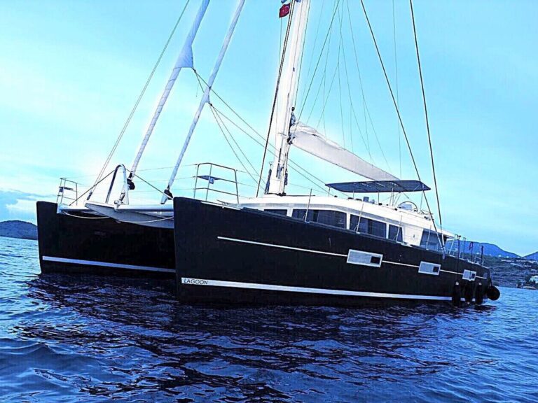 Boat rental: Catamaran Lagoon 6.20 | Weekly Charters Departing From turkey